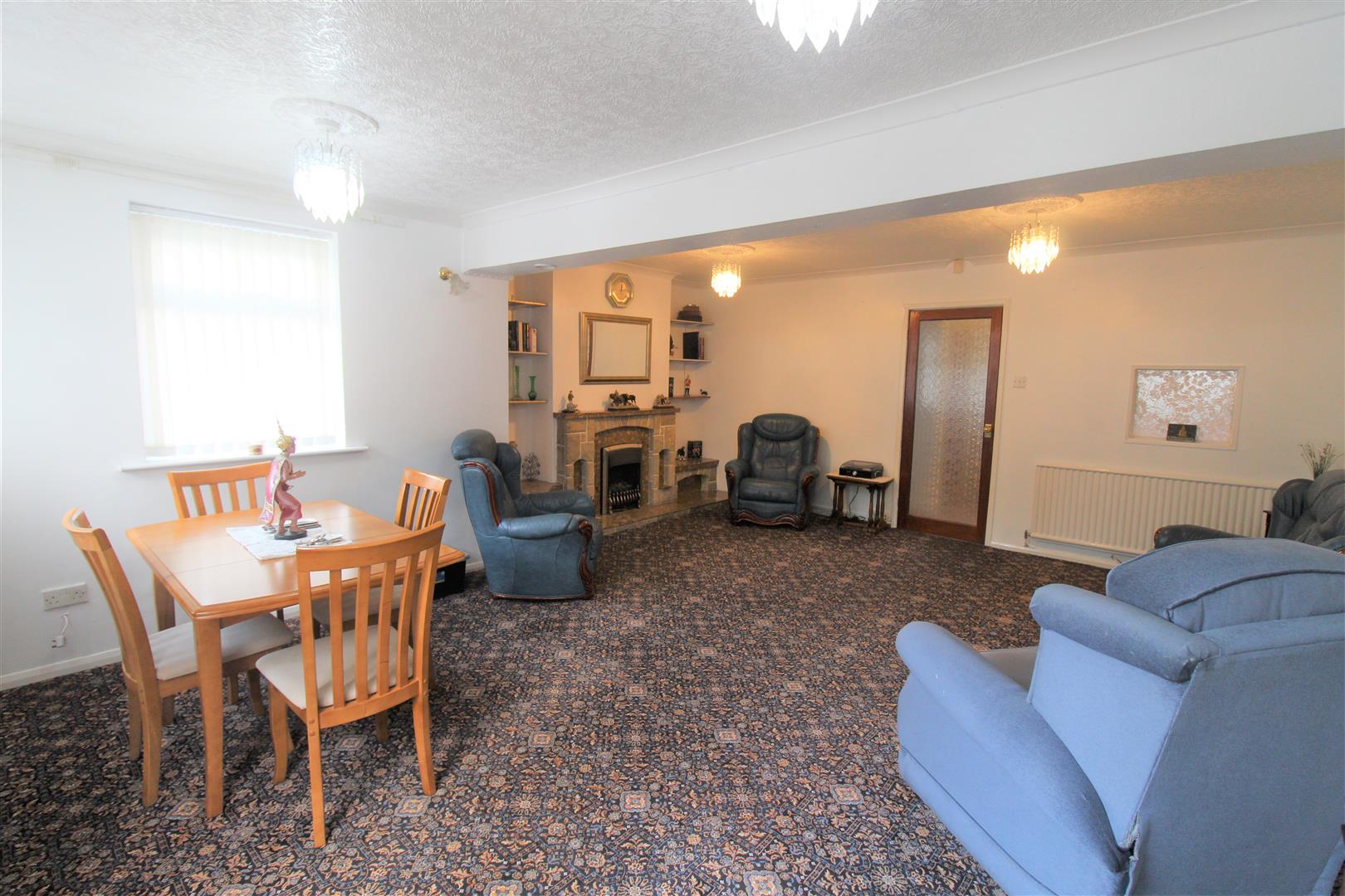 Mews Close, Eaton Park, Stoke-On-Trent